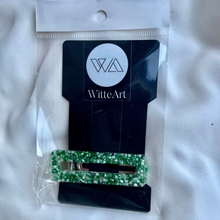 Load image into Gallery viewer, A M Y  Hair clips Green - Witte Art
