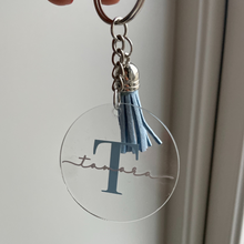 Load image into Gallery viewer, A M E L I A Keyring - Witte Art
