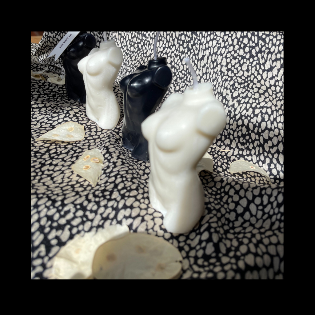 H E R  Candle Small - Witte Art