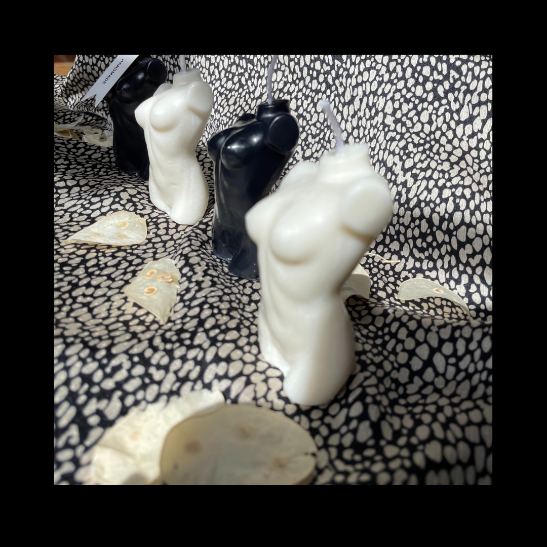 H E R  Candle Small - Witte Art
