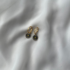 Daisy Hoop Earrings - Witte Art