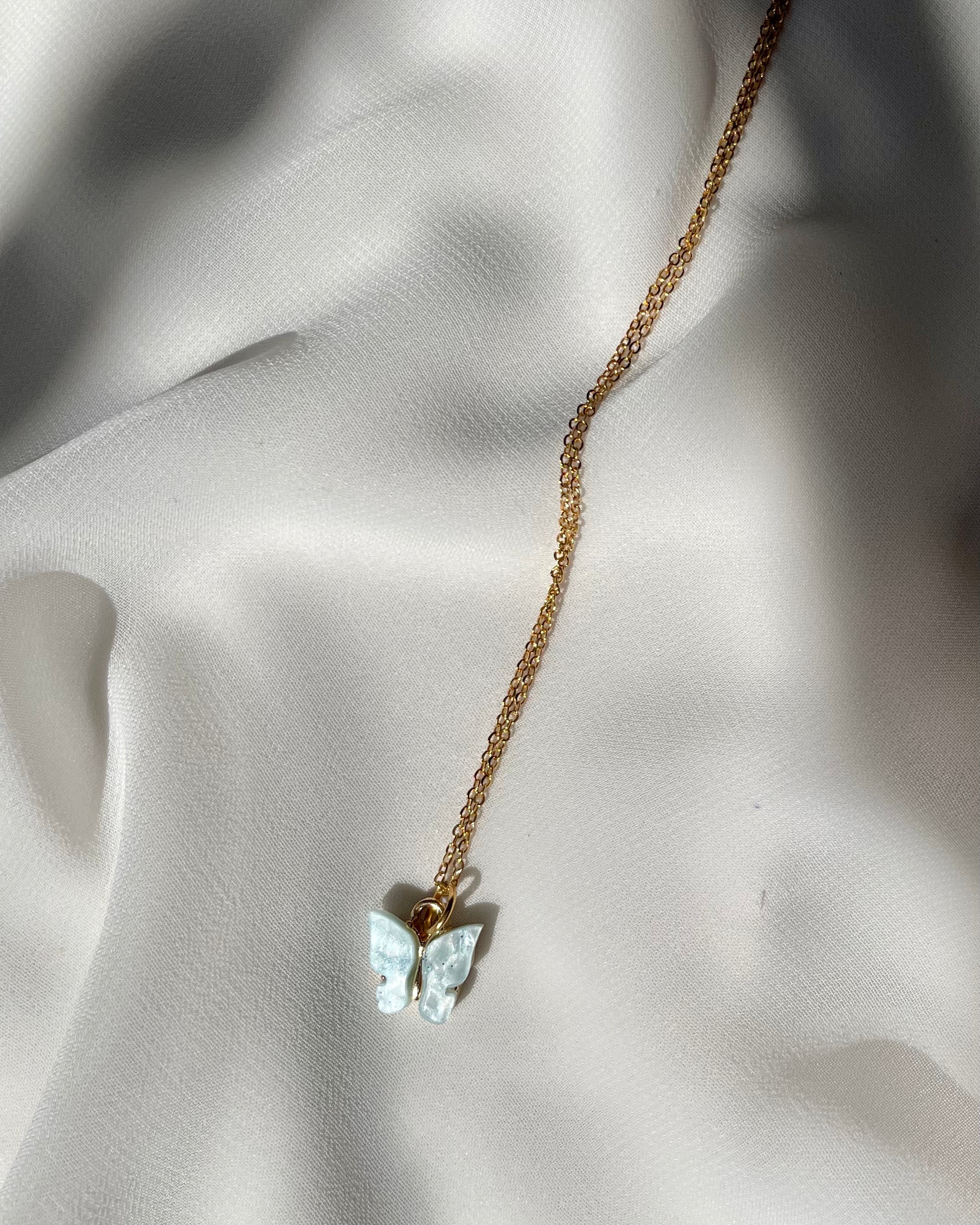 B U T T E R F L Y  Necklace - Witte Art