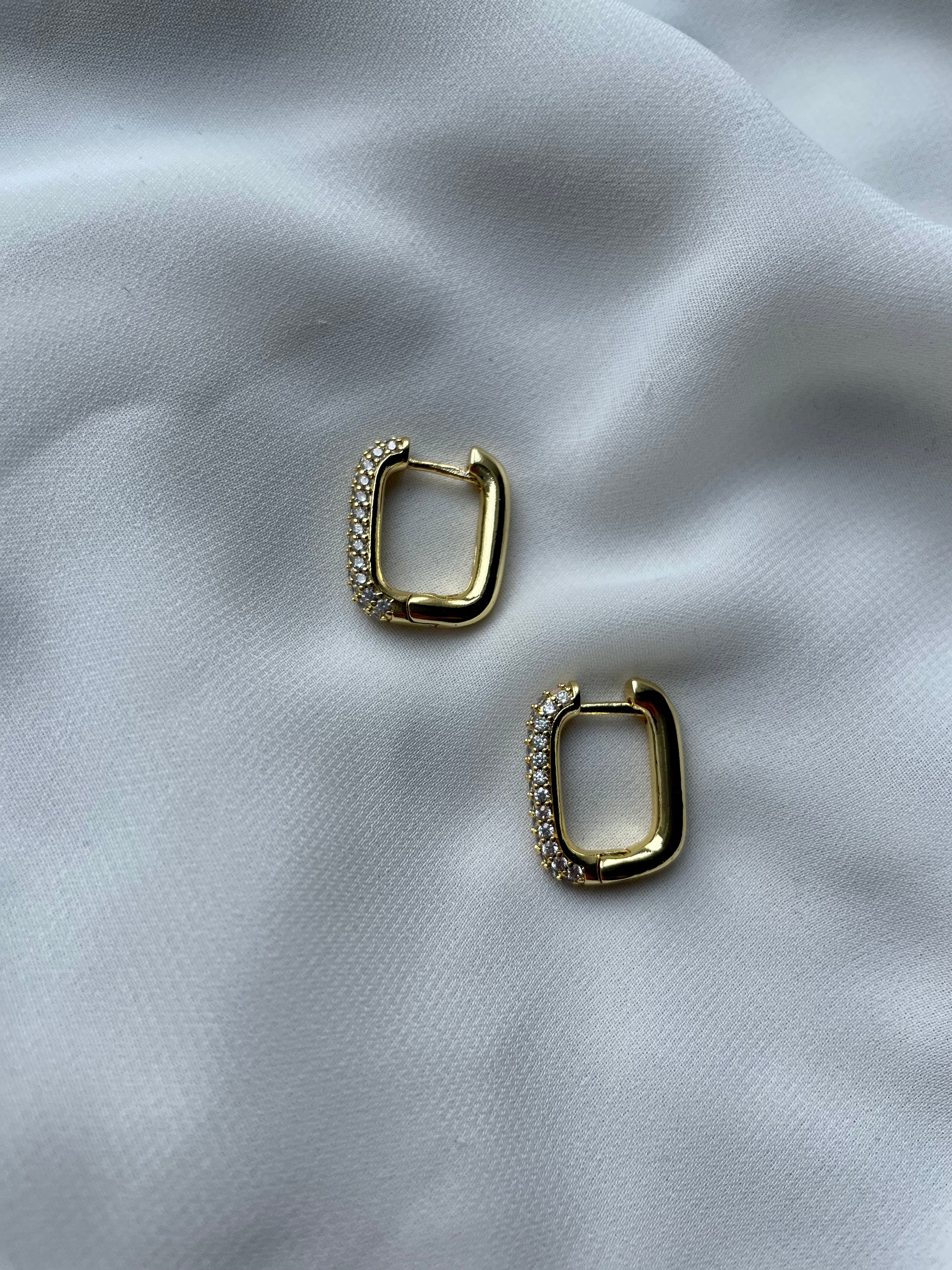 I N A Square hoop Earrings - Witte Art