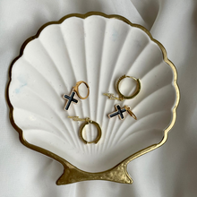 Load image into Gallery viewer, Shell tray White and Gold - Witte Art
