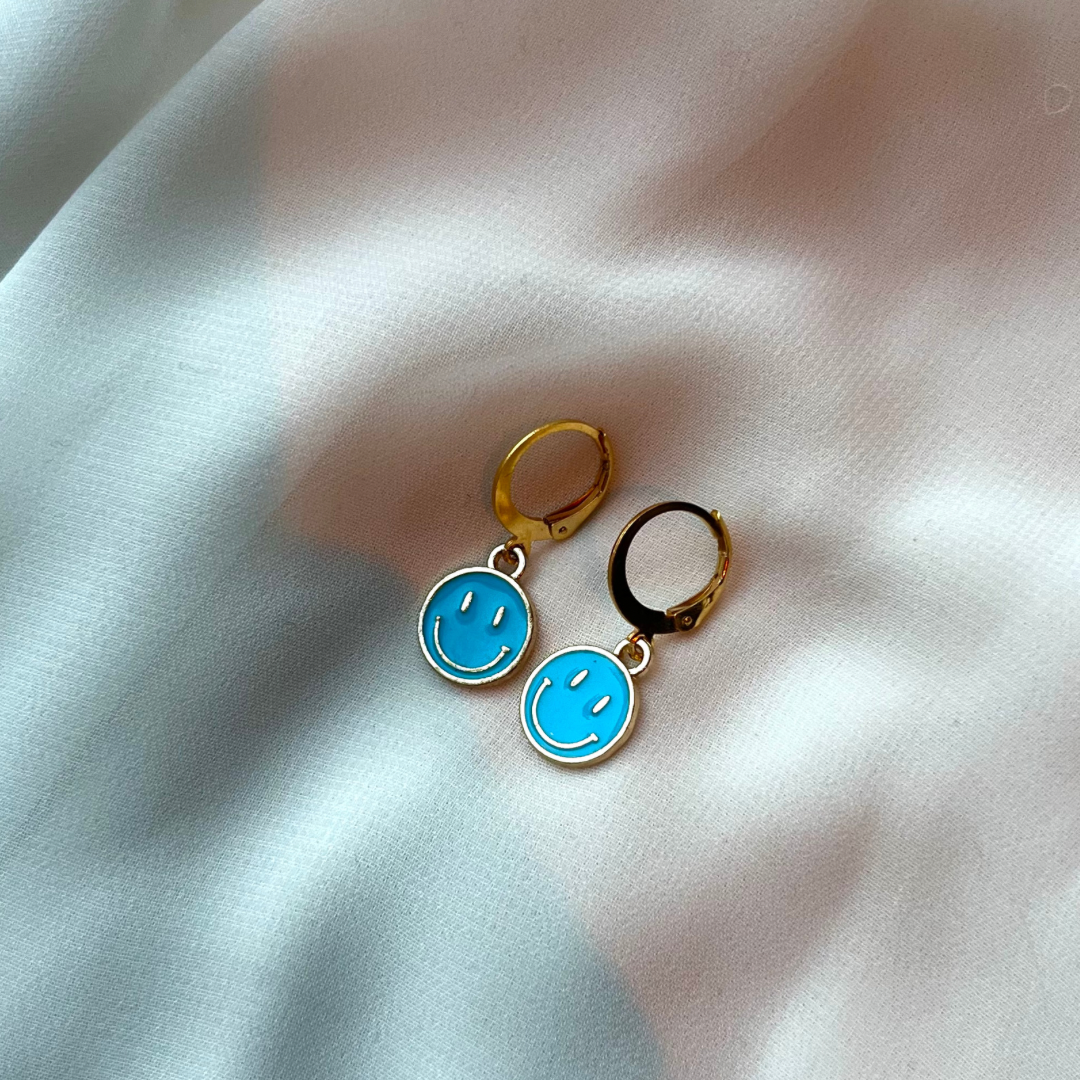 S M I L E Y  Hoop Earrings - Witte Art