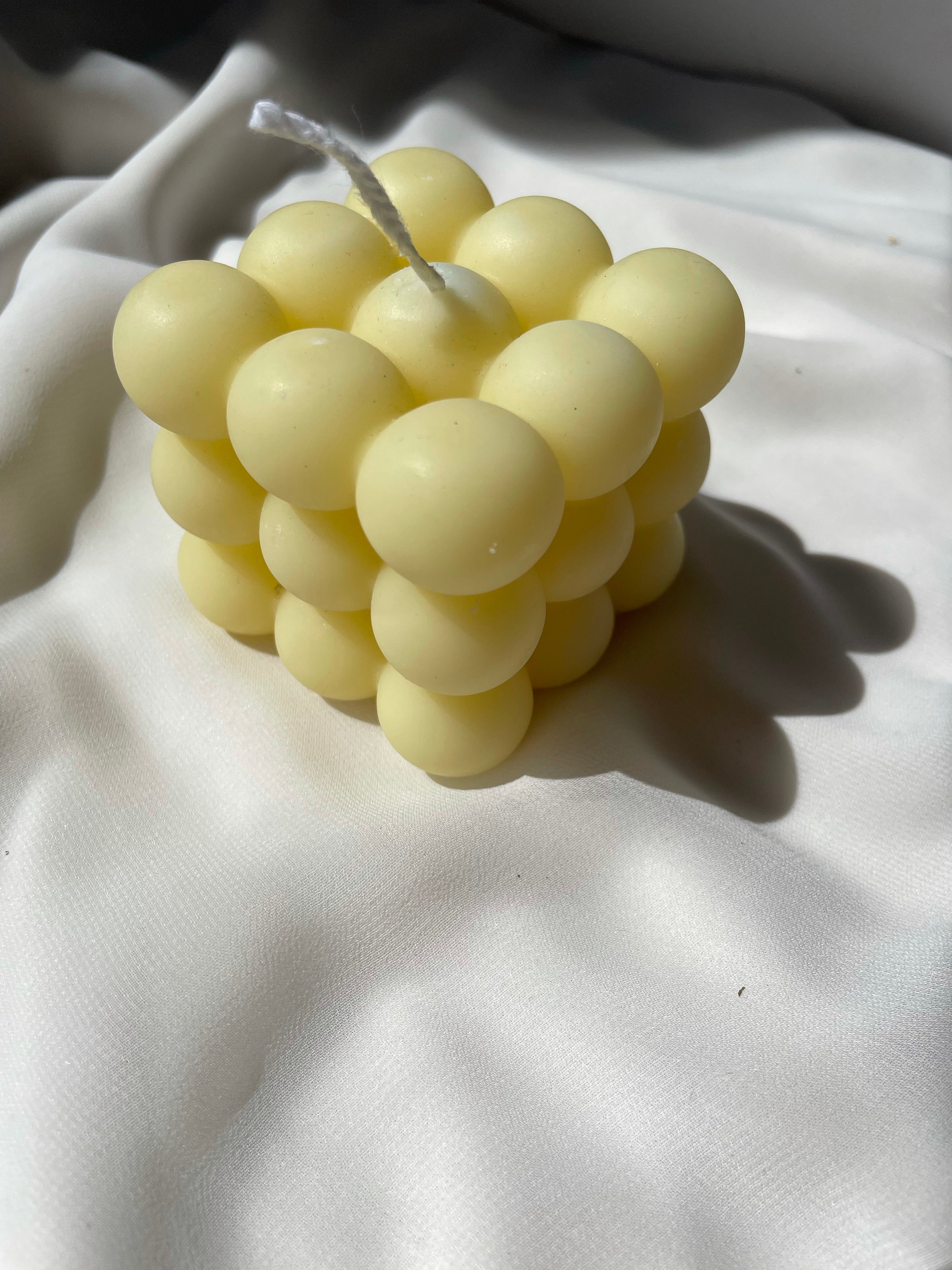 T H E   C U B E  candle - Witte Art