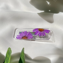 Load image into Gallery viewer, F L O R A   Real flower hair clips Purple - Witte Art
