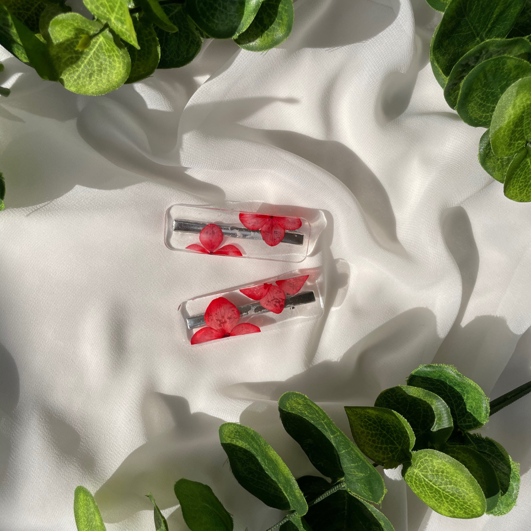 F L O R A   Real flower hair clips Red - Witte Art