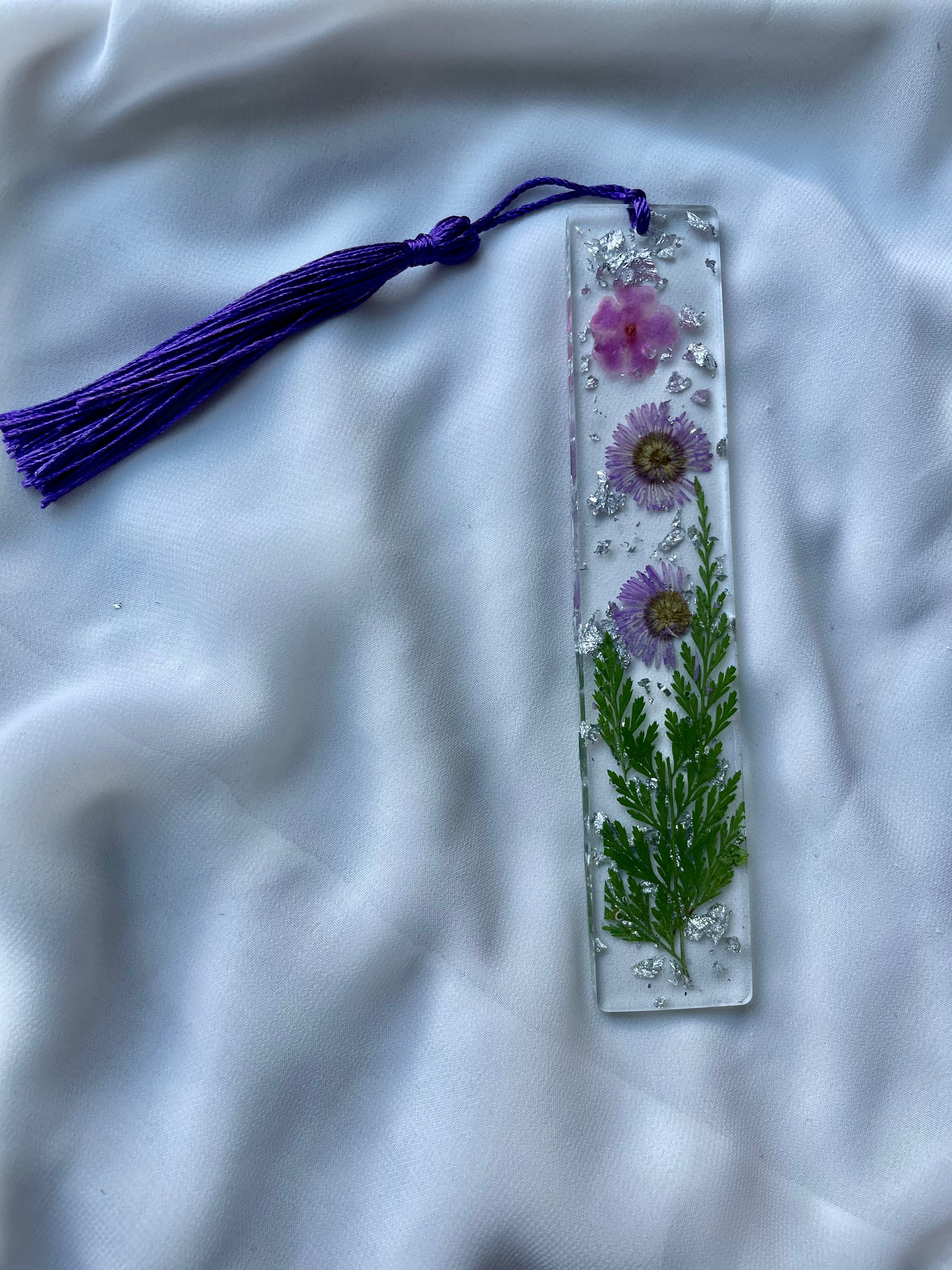 B I L L I E  Bookmark with real flowers - Witte Art